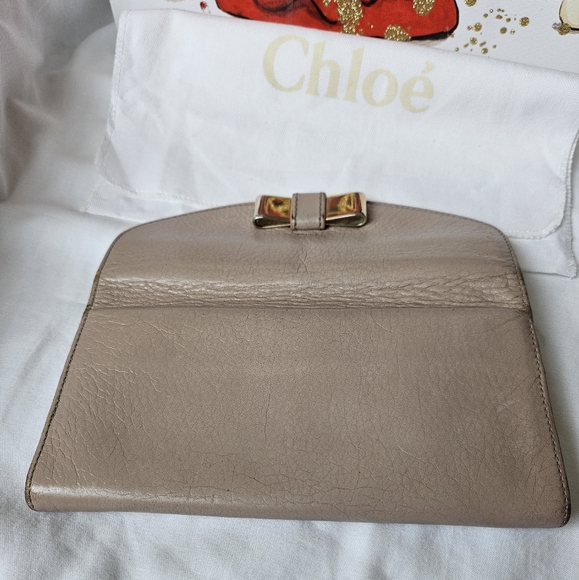 GUC Chloe Leather Fan Wallet & Matching Key Case - Picture 3 of 16